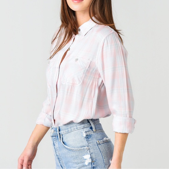 Faherty Women’s Malibu Shirt - Picture 2 of 6